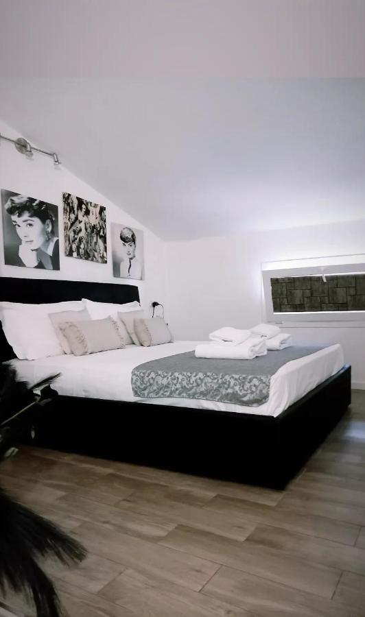 ᗰiki Hoᑌտᗴ Appartement Florence Buitenkant foto